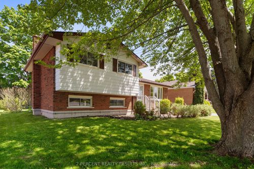 418 Knightsbridge Rd, Kingston, ON, K7M5S7 | Card Image
