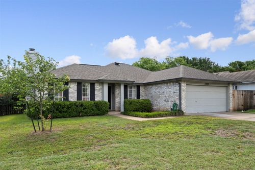 2004 Yaupon Trl, Cedar Park, TX, 78613-6462 | Card Image