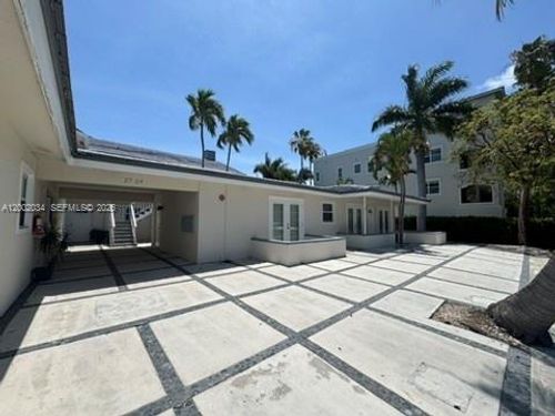 4-2724 Ne 15th St, Fort Lauderdale, FL, 33304-1653 | Card Image