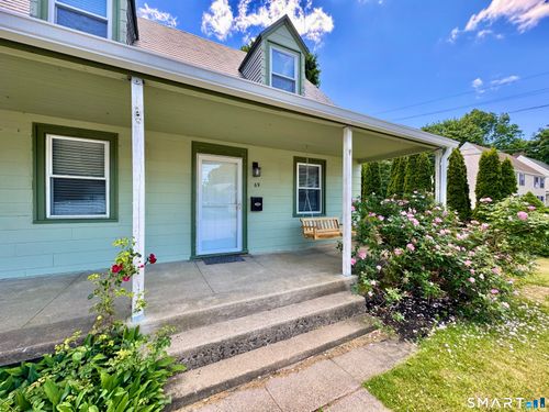 69 Morse Ave, Groton, CT, 06340-5112 | Card Image