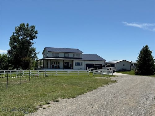 23 Indian Rings Rd, Big Timber, MT, 59011-8022 | Card Image