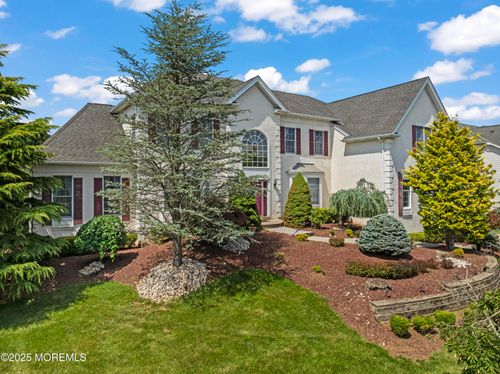 1 Hopkinson Ct, Marlboro, NJ, 07746-2751 | Card Image
