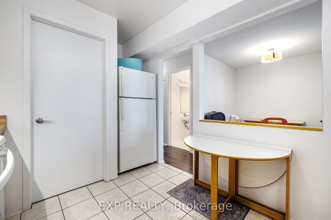 B - 207 Woodfield Dr, Condo with 2 bedrooms, 2 bathrooms and null parking in Nepean ON | Image 18