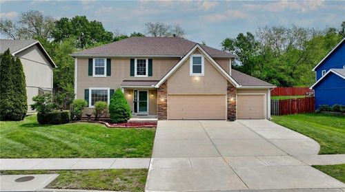 4801 Edgehill St, Leavenworth, KS, 66048-5072 | Card Image