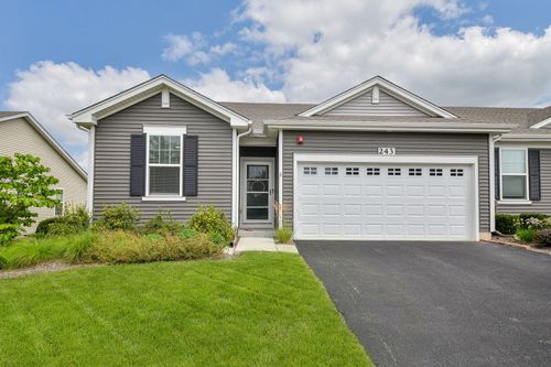 243 Sussex Ln, North Aurora, IL, 60542-1259 | Card Image