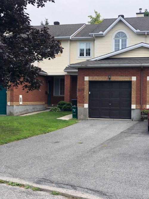 3827 Crowsnest Ave, Ottawa, ON, K1V1K4 | Card Image