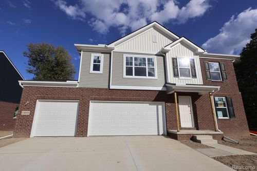 14499 Old Oak Trl, Van Buren Township, MI, 48111-2098 | Card Image