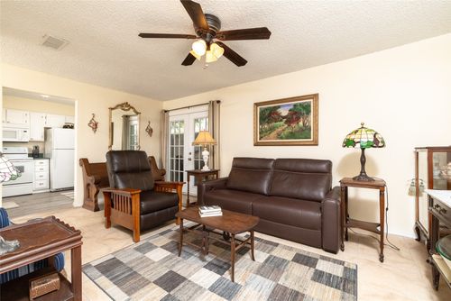 a-2331 N Davis Dr, Arlington, TX, 76012-4158 | Card Image