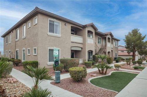 624-2305 W Horizon Ridge Pkwy, Henderson, NV, 89052-5764 | Card Image