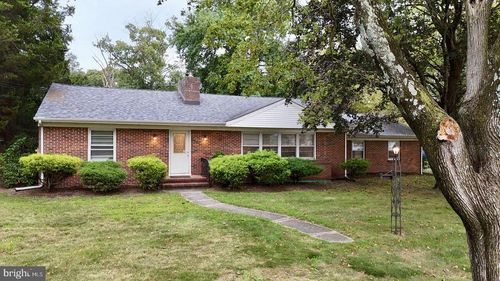 559 Chestnut Ter, Vineland, NJ, 08360-4415 | Card Image