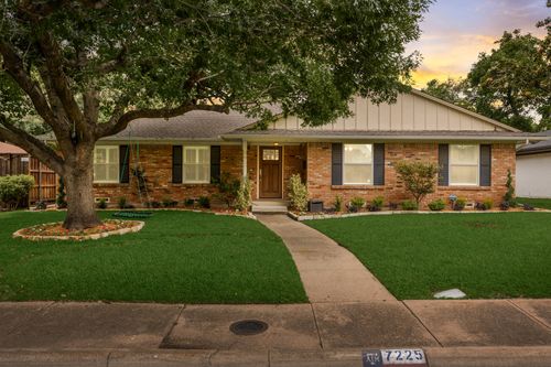 7225 Heathermore Dr, Dallas, TX, 75248-4201 | Card Image