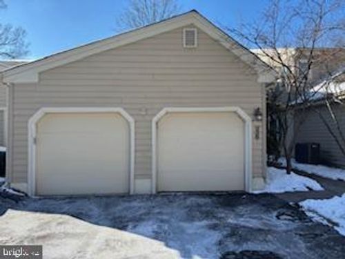 338 Dorset Ct, DOYLESTOWN, PA, 18901-2500 | Card Image