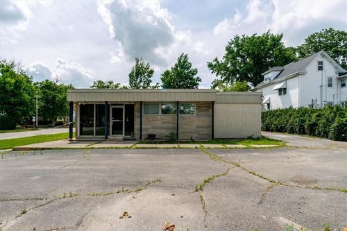 462 W William St, Decatur, IL, 62522-2318 | Card Image
