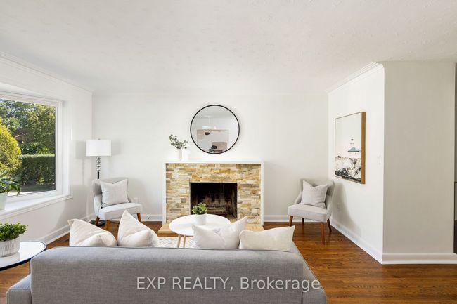 44 Rossburn Dr, House other with 4 bedrooms, 2 bathrooms and 3 parking in Etobicoke ON | Image 6