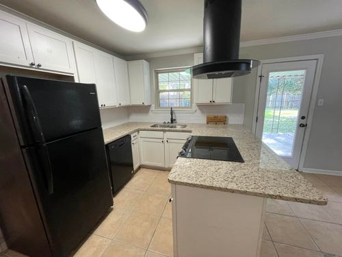 917 Montgomery Ave, Denham Springs, LA, 70726-3603 | Card Image