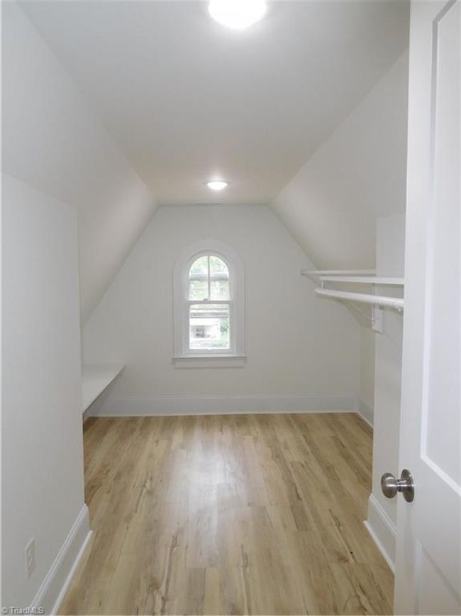GIANT CLOSET IN PRIMARY SUITE. WITH ADDITIONAL STORAGE ON THE SIDE. | Image 23