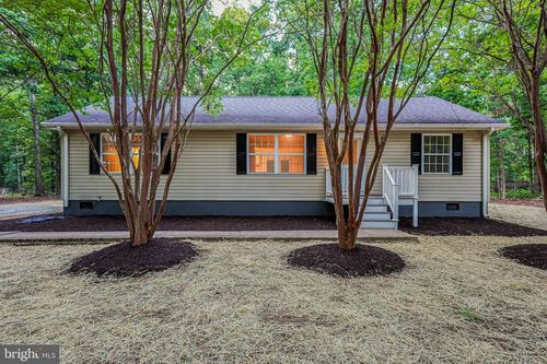 767 Loving Rd, ZION CROSSROADS, VA, 22942-6848 | Card Image