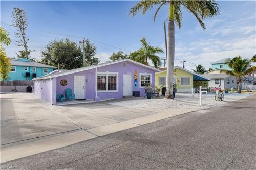 216 Fairweather Ln, FORT MYERS BEACH, FL, 33931-3227 | Card Image