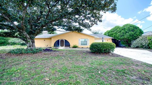 12050 Cavern Rd, Brooksville, FL, 34609-1903 | Card Image