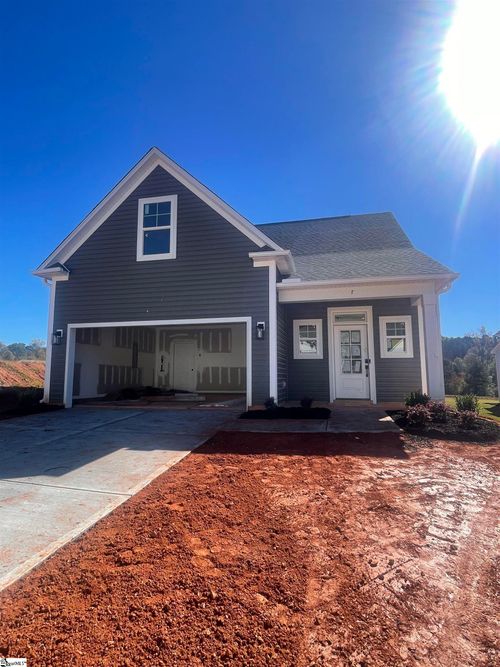 7 Halsey St, Central, SC, 29630-8629 | Card Image