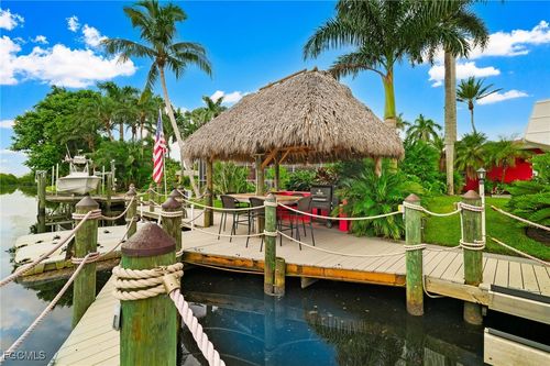 1771 Coral Way, North Fort Myers, FL, 33917-2531 | Card Image