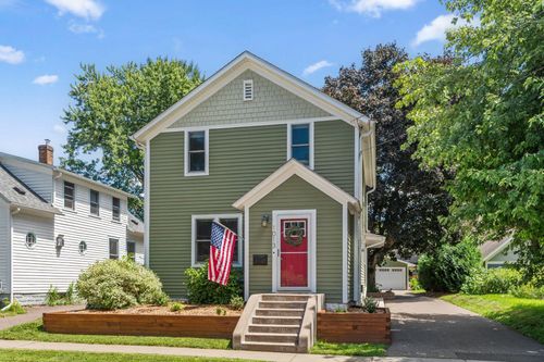 1013 7th St S, Stillwater, MN, 55082-5703 | Card Image