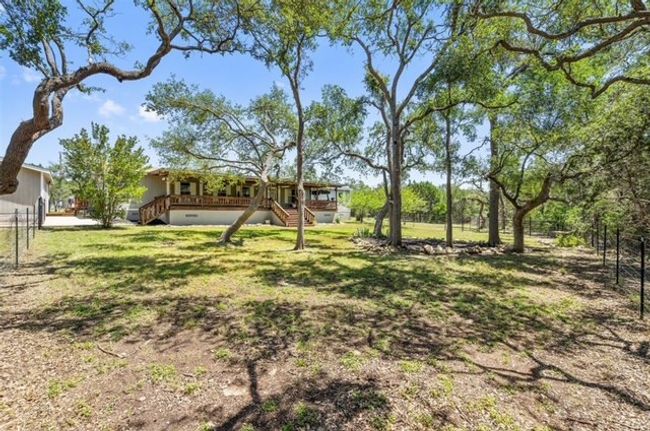 401 Buffalo Speedway, House other with 4 bedrooms, 2 bathrooms and 10 parking in Driftwood TX | Image 8