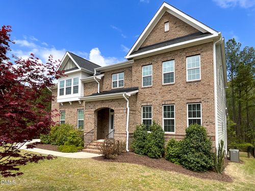 352 Tayside St, Clayton, NC, 27520-8734 | Card Image