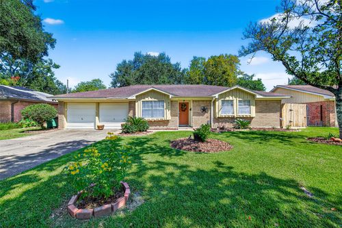6014 Dawnridge Dr, Houston, TX, 77035-4122 | Card Image