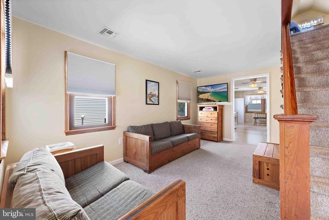 215 W 23 Rd St, House other with 3 bedrooms, 1 bathrooms and null parking in SHIP BOTTOM NJ | Image 6