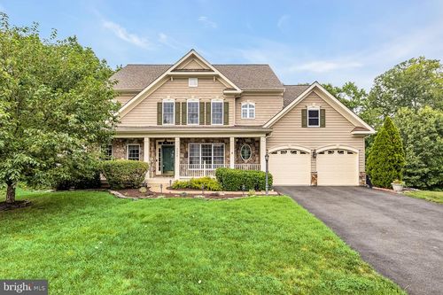 3232 Lost Pond Ct, TRIANGLE, VA, 22172-2093 | Card Image