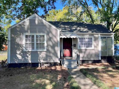 2604 Avenue L, House other with 2 bedrooms, 1 bathrooms and null parking in BIRMINGHAM AL | Image 1