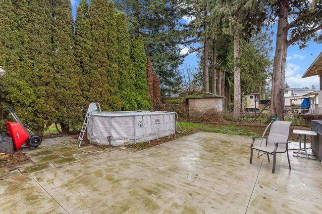 2104 Lynden Street, House other with 5 bedrooms, 2 bathrooms and 5 parking in Abbotsford BC | Image 4