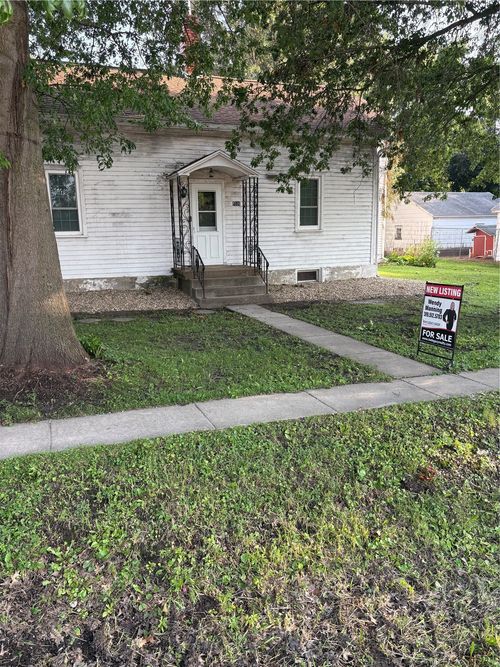 4506 F St, Amana, IA, 52203-8128 | Card Image