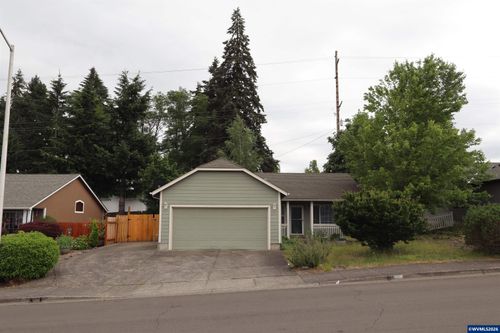 530 Summerview Dr, Stayton, OR, 97383-1397 | Card Image
