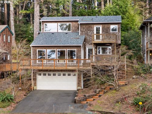 3763 E Chinook Ave, Cannon Beach, OR, 97110-2044 | Card Image