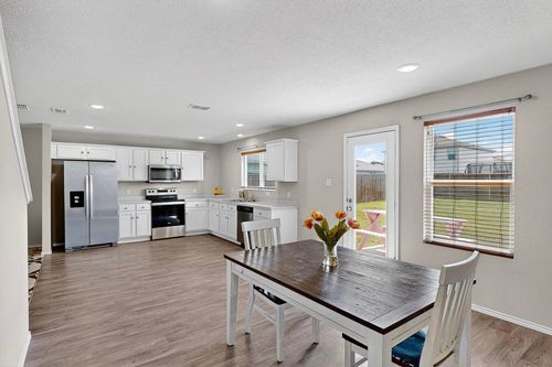 856 Towngreen Dr, Cleburne, TX, 76031-5261 | Card Image