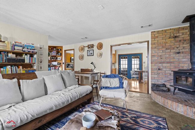 8266 State Highway 7 E, House other with 4 bedrooms, 3 bathrooms and null parking in Joaquin TX | Image 4