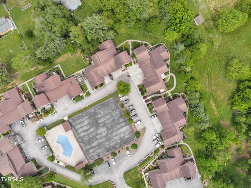 c-518 Pilgrim Ct, Johnson City, TN, 37601-7226 | Card Image