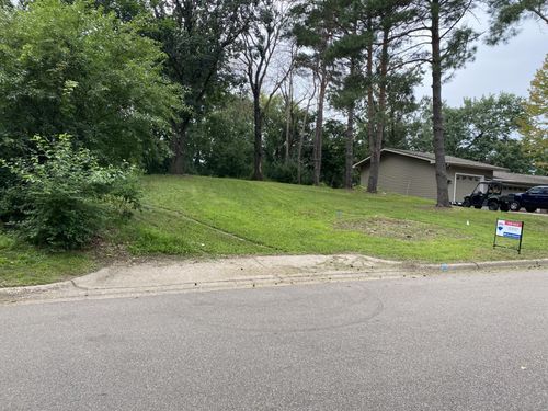 405 Summit Ln, Burnsville, MN, 55337-4050 | Card Image