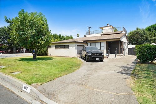 203 Benrud St, Monrovia, CA, 91016-8222 | Card Image