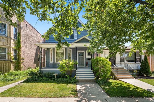 4949 W Winona St, Chicago, IL, 60630-2436 | Card Image