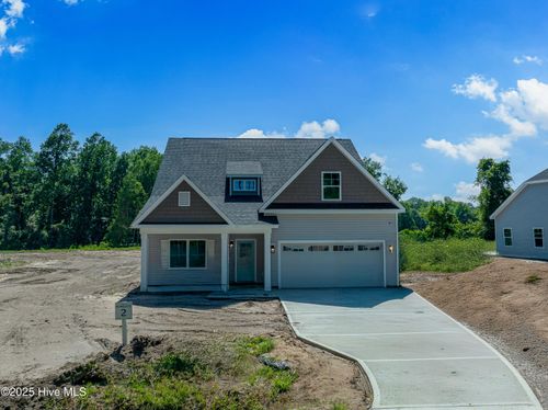 352 Hardison Rd, Holly Ridge, NC, 28445-7515 | Card Image