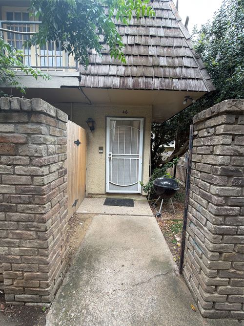 229-46-8560 Park Ln, Dallas, TX, 75231-6394 | Card Image