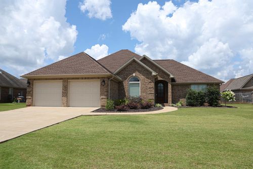 122 Sullivan Rd, Muscle Shoals, AL, 35661-3661 | Card Image