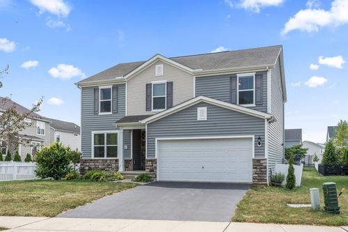 165 Schellinger St, Delaware, OH, 43015-7526 | Card Image