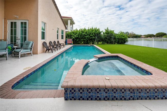 1850 Nw 72 Nd Way, House other with 4 bedrooms, 2 bathrooms and null parking in Pembroke Pines FL | Image 7