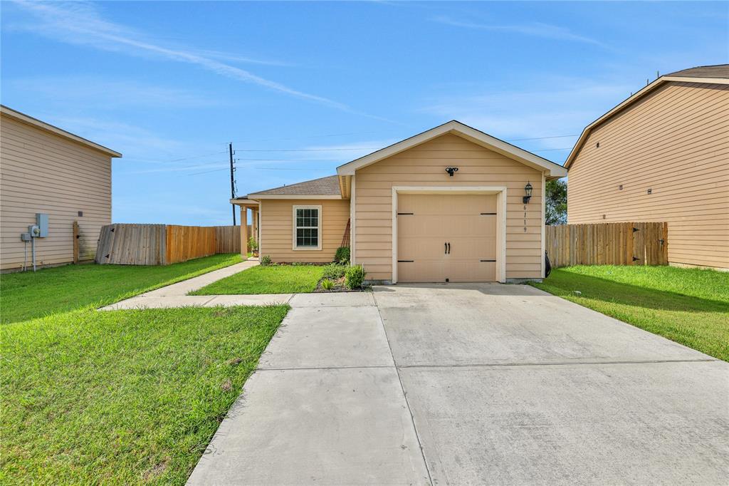 Coral Cove Rd, Cove, TX 77523