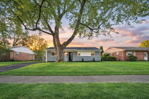 3955 E Fulton St, Columbus, OH, 43227-1712 | Card Image