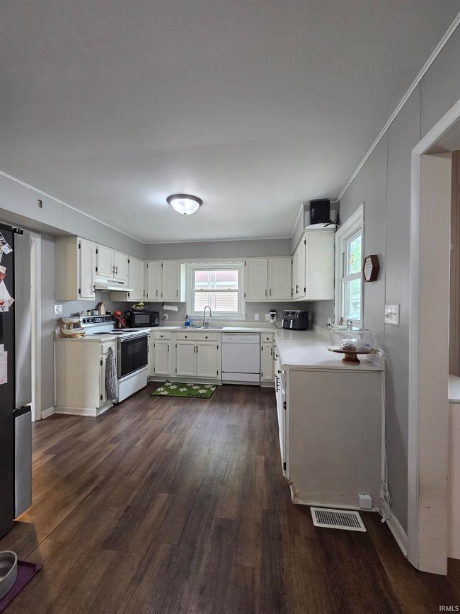603 E 1 St St, House other with 2 bedrooms, 2 bathrooms and null parking in Fowler IN | Image 17